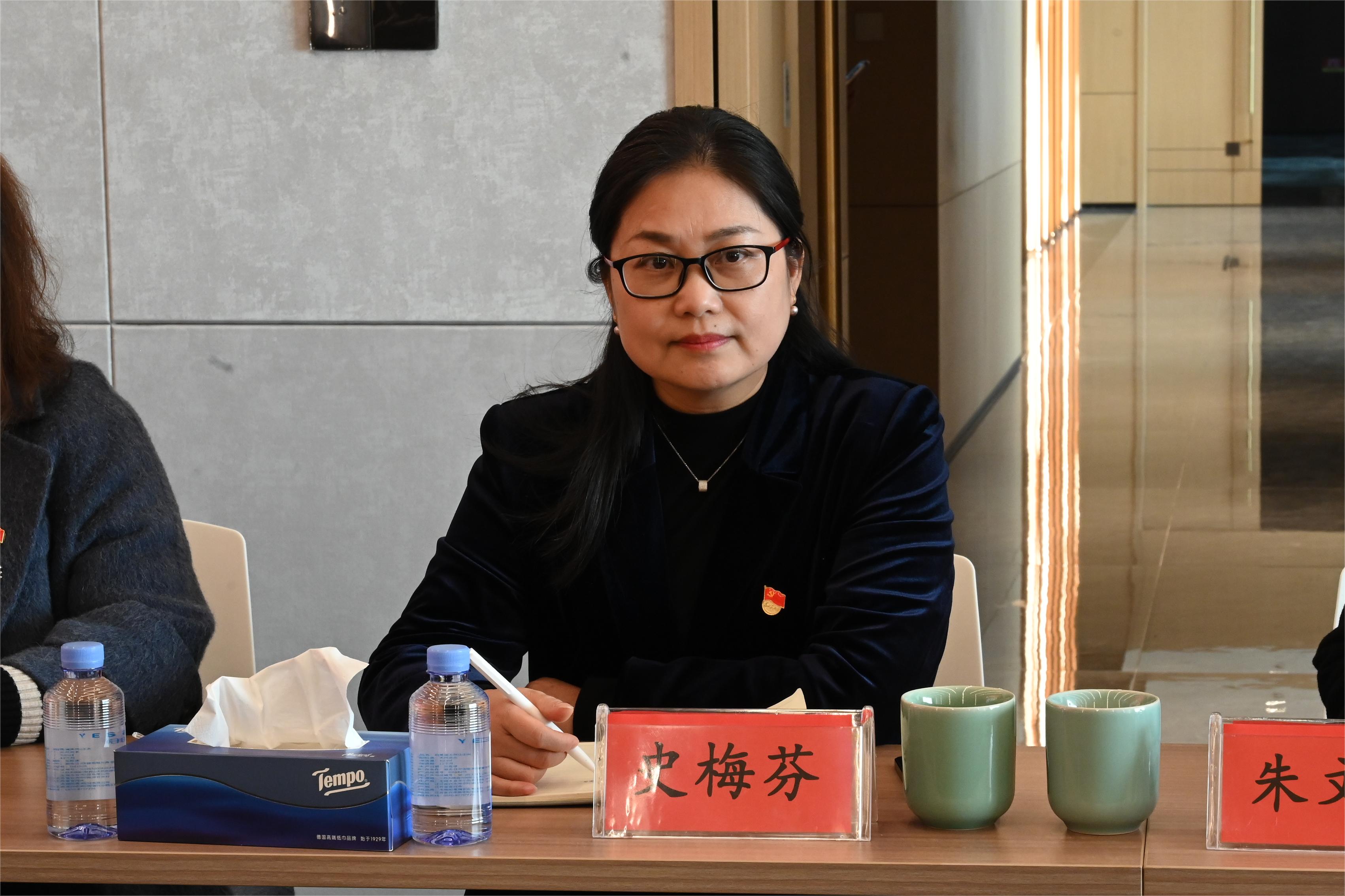 傲雪寒梅自芬芳，恒久绽放谱新章——记DB视讯
股份采供部高级部长史梅芬