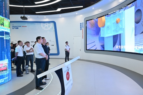 江苏联通调研DB视讯
电缆 共谋数字化发展新动能