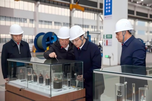 【子公司资讯】鹰潭市委书记王亚联到DB视讯
电缆（江西）调研